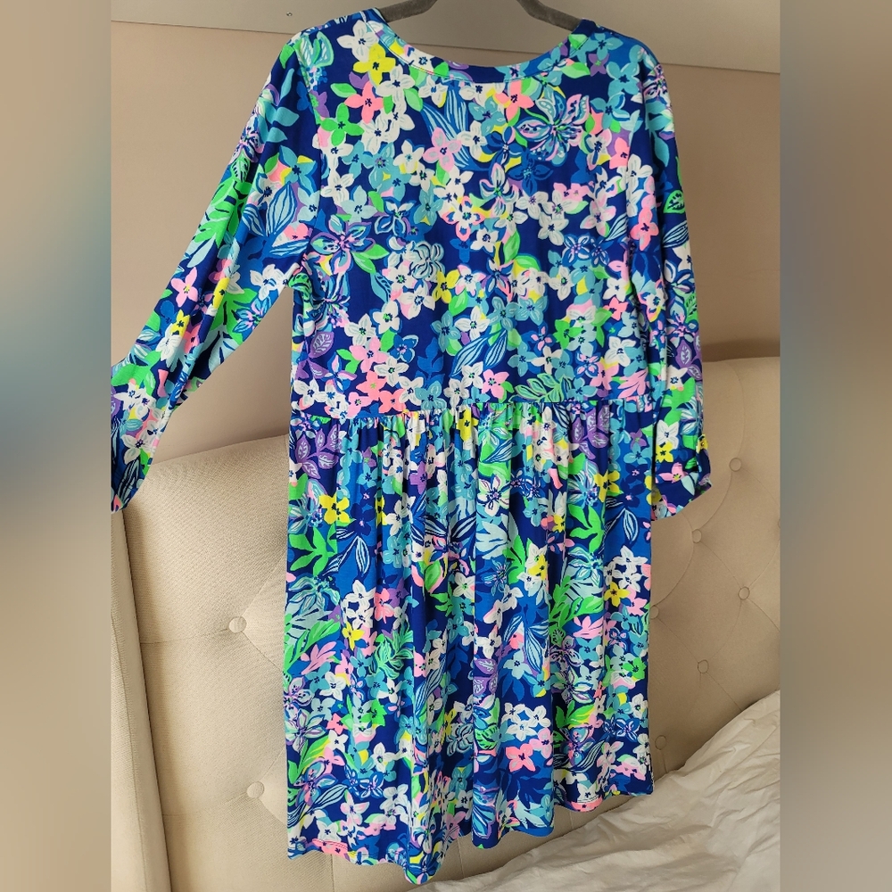 Lilly Pulitzer Vibrant Floral Long Sleeve Dress - Reposhed Item - Picture 11 of 14